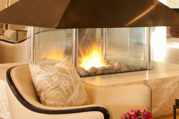 montigo-traditional-commercial-fireplace-four-sided-hotel-belair-lounge-C4W4x4-660x440-660x440-1