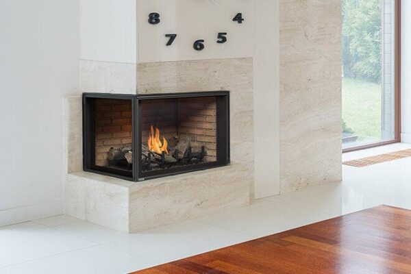montigo-traditional-residential-fireplace-corner-H38CL-V3-660x440-660x440-1